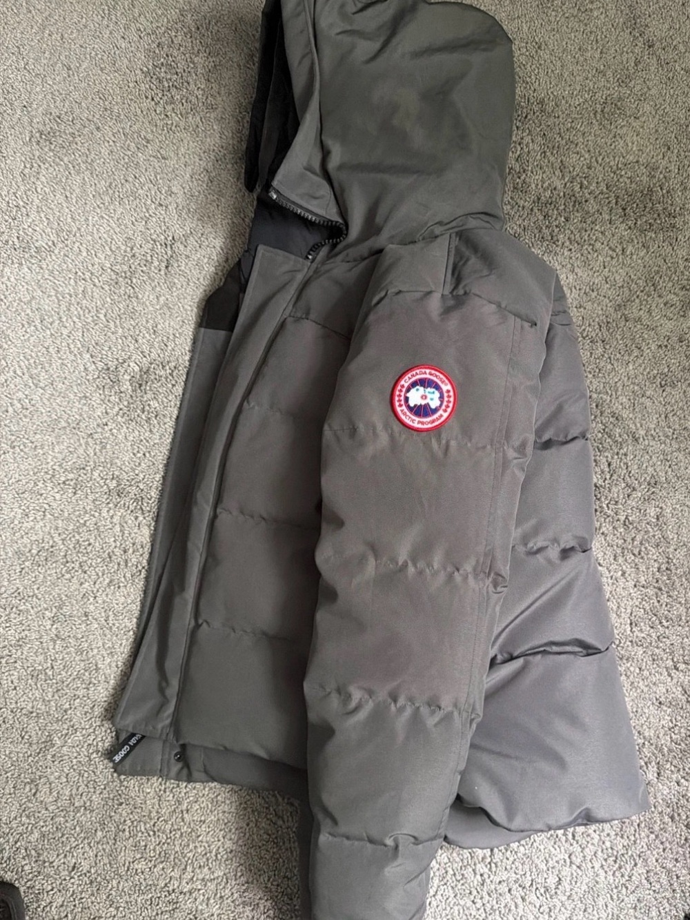 Canada Goose Men's Dark Gray Hooded Puffer Jacket